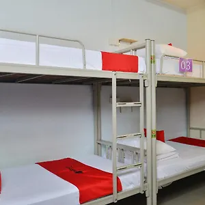 Hostel Reddoorz @ Kallang Mrt, Singapur