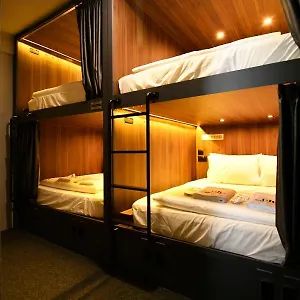 Wink At Mccallum Street Hôtel capsule